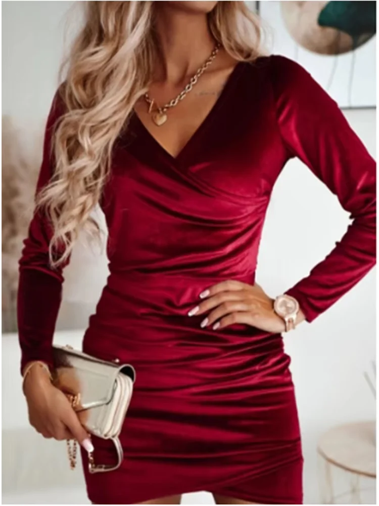 Lady Bodycon Solid Color Velvet Dress Women V-Neck Long Sleeved Mini Dress Autumn Winter New Year Party Luxury Dress