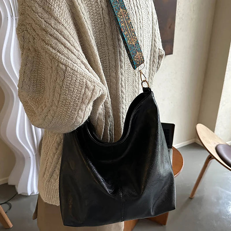 Wide Strap Retro Shoulder Bag