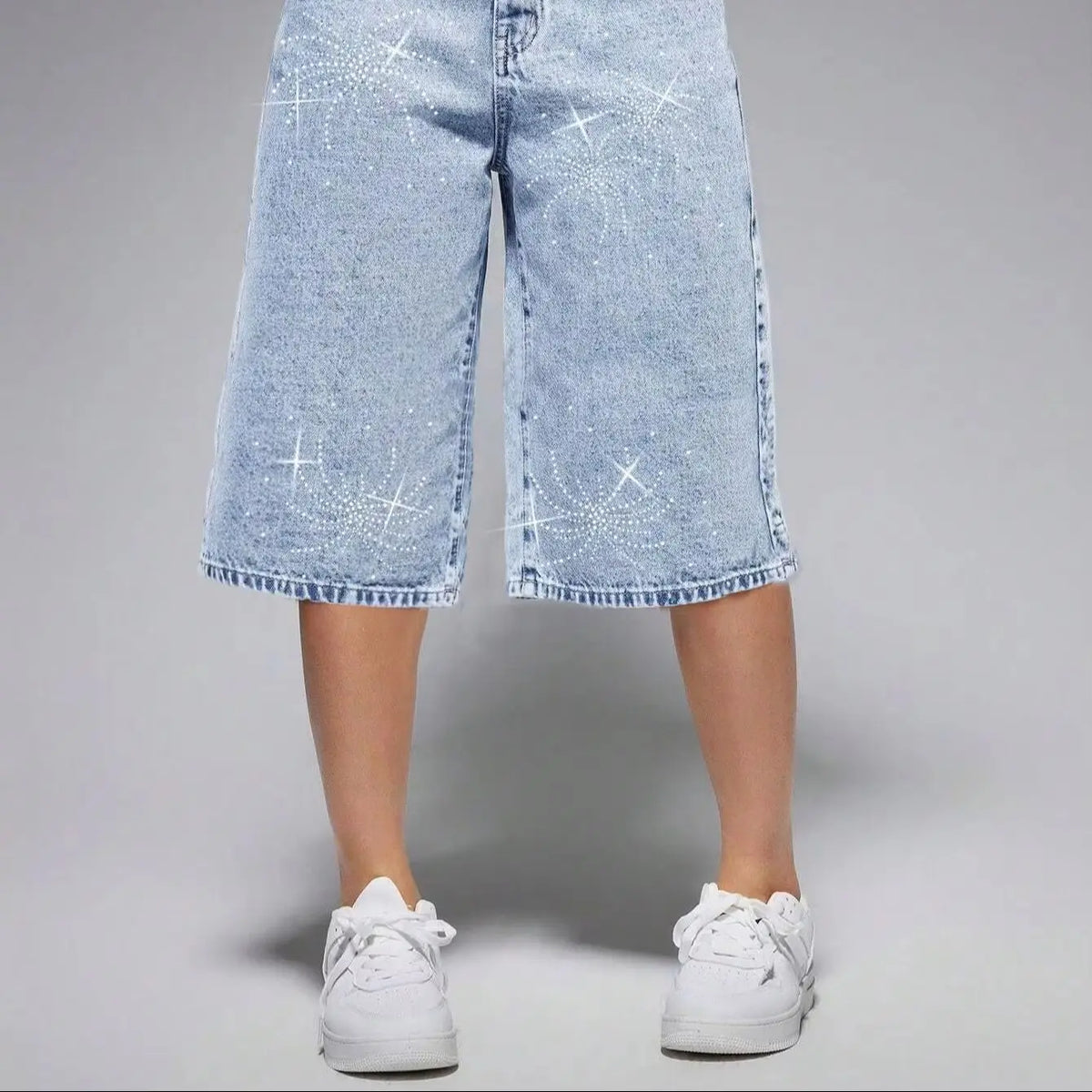 High-Waist Denim Mid-Length Shorts Jeans for Women with Sparkle Rhinestones Light Blue Wash Trendy Cowgirl Style ropa para mujer