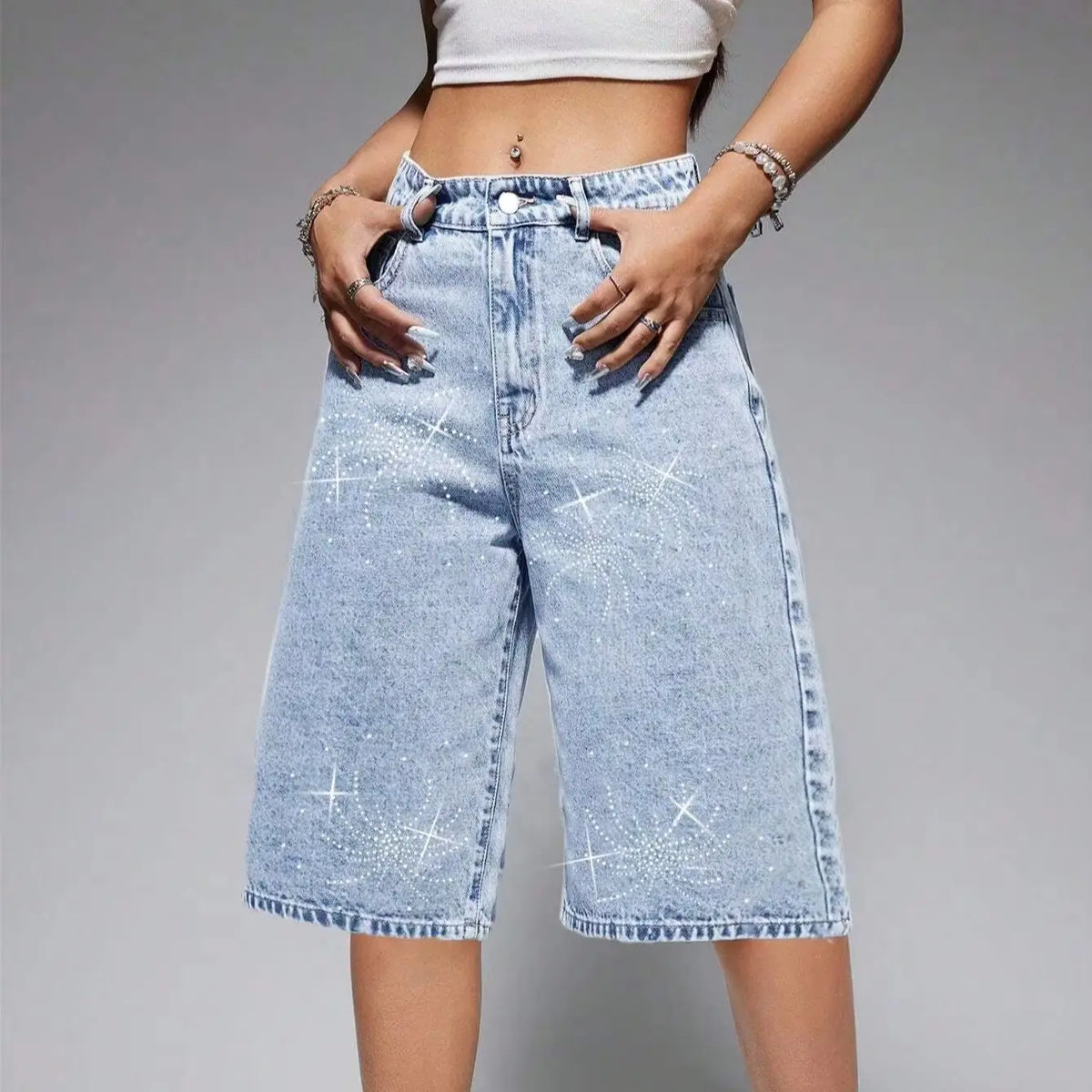 High-Waist Denim Mid-Length Shorts Jeans for Women with Sparkle Rhinestones Light Blue Wash Trendy Cowgirl Style ropa para mujer