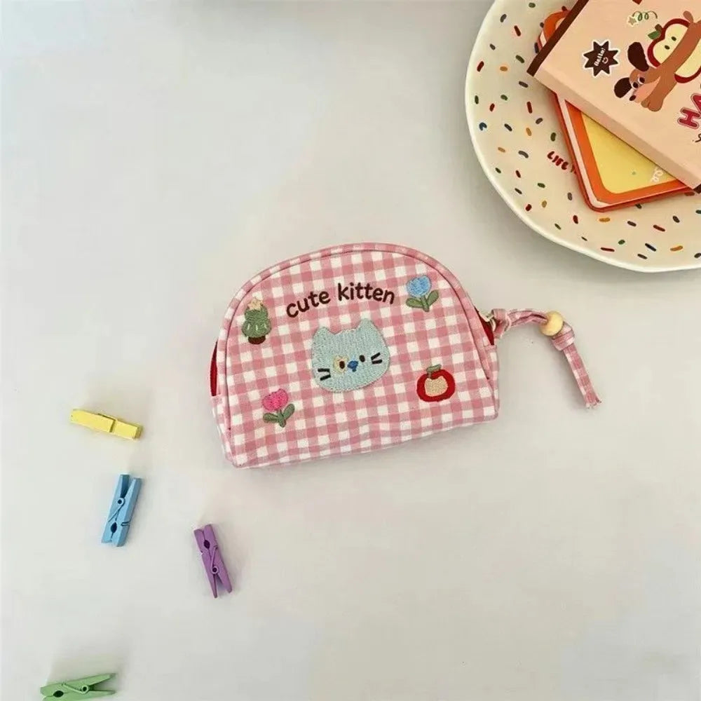 2026 new classic messenger bag, niche handbag, high-quality pure color simple small square bag, commuting shoulder bag