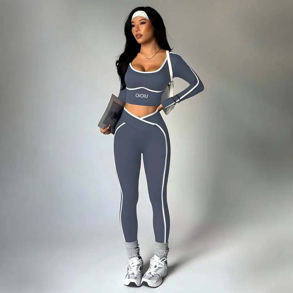 2026 New Color-Contrasting Yoga Set - Tight Yoga Long-Sleeved Front V-Waist Tapered Hip-Slimming Yoga Pants Set