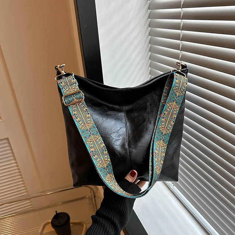 Wide Strap Retro Shoulder Bag