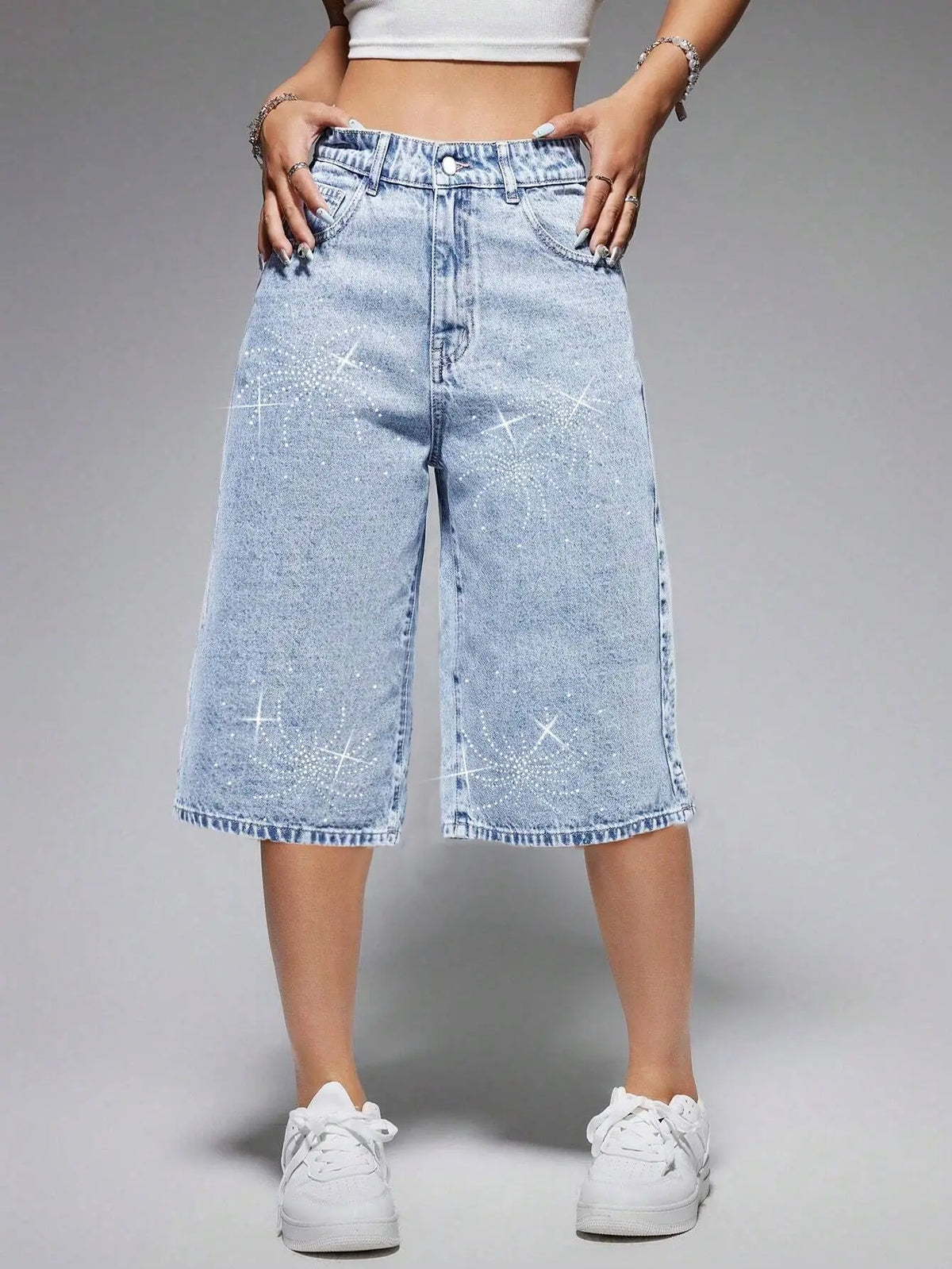 High-Waist Denim Mid-Length Shorts Jeans for Women with Sparkle Rhinestones Light Blue Wash Trendy Cowgirl Style ropa para mujer